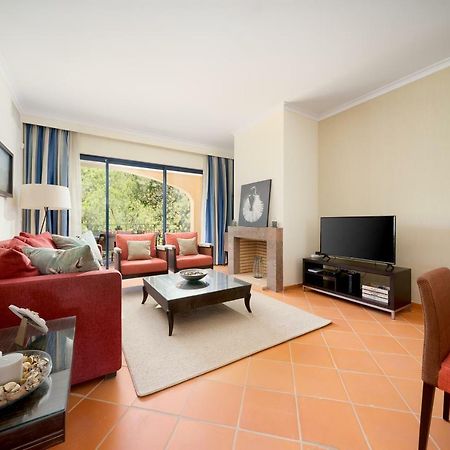 Al - Apartamento Vila Sol F5 Ah Картейра Экстерьер фото