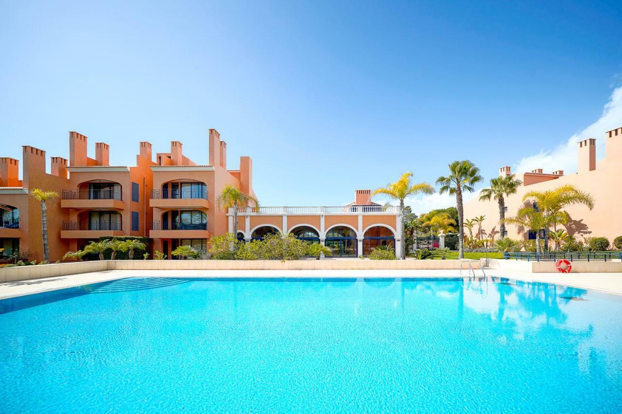 Al - Apartamento Vila Sol F5 Ah Картейра Экстерьер фото